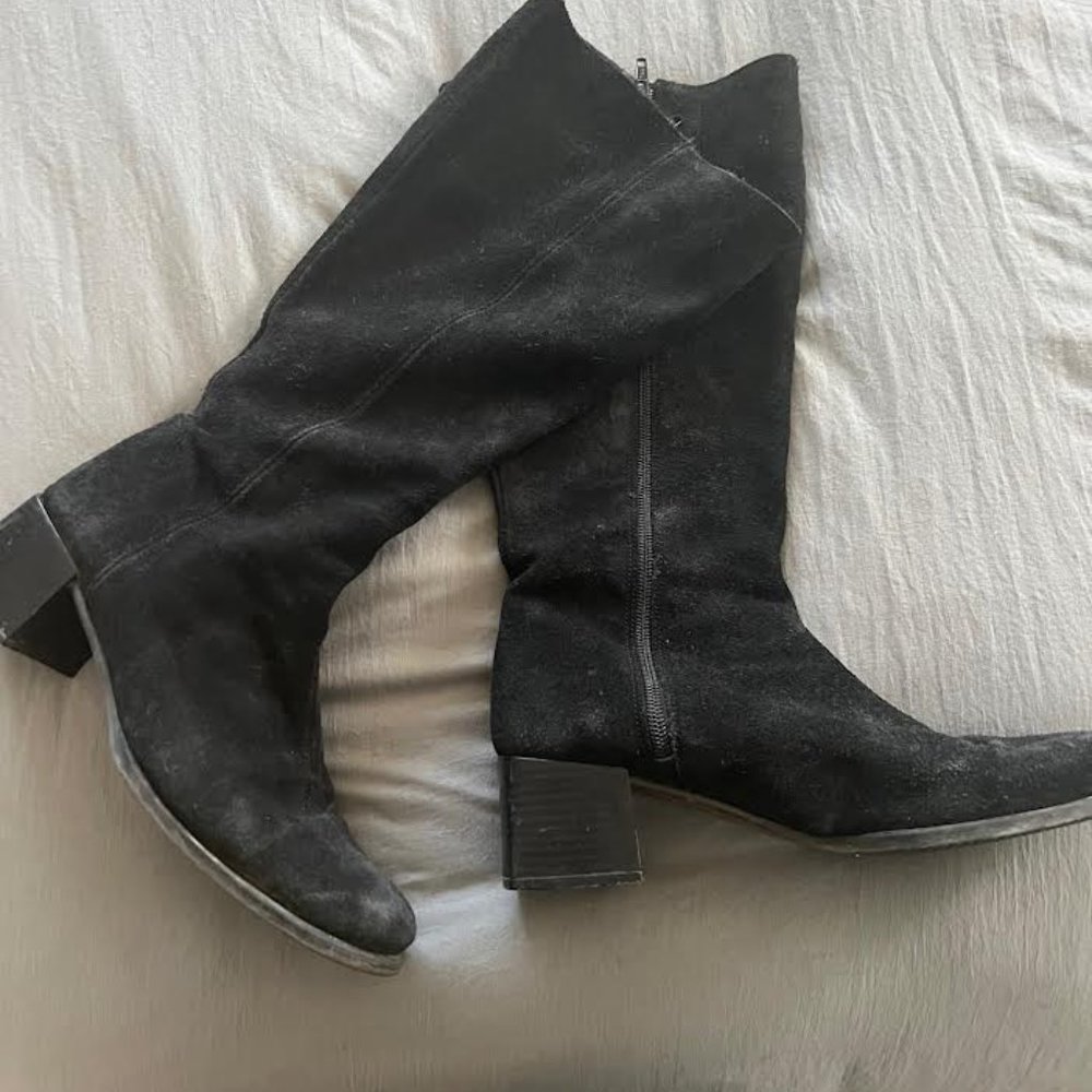 L.L. Bean Suede Tall Boots with Zip Closure in Black - Size 8.5